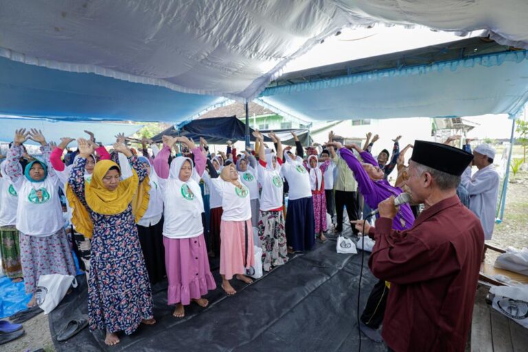 Kyai Muda Jatim Beri Edukasi dan Pengobatan Herbal di Bojonegoro