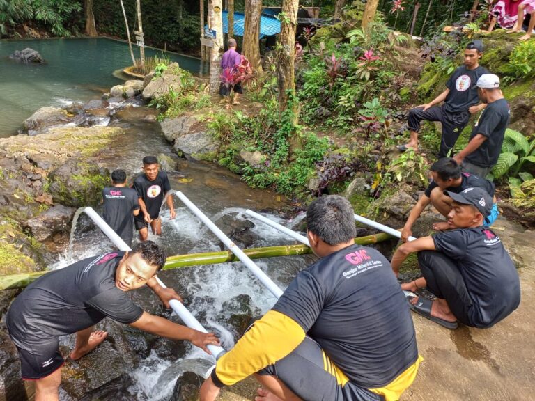 Aksi Nyata Ganjar Milenial Center Bersama Komunitas Motor untuk Kemajuan Wisata Goa Sodong