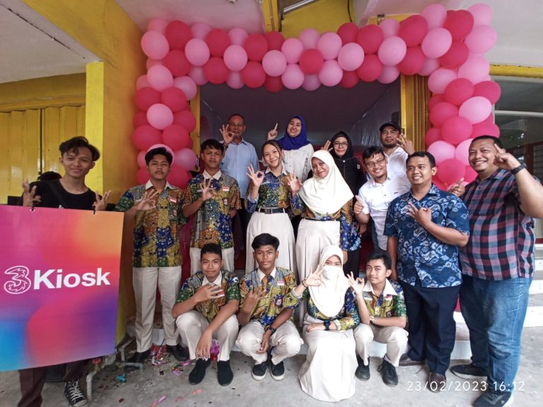 Horee…., IOH Luncurkan Mini 3Store “3Kiosk” di Dua Kota