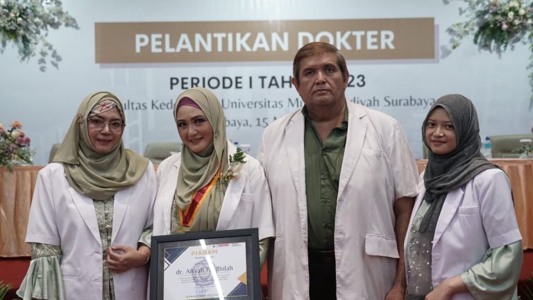Hebat…, Satu Keluarga Ini Sukses Jadi Dokter