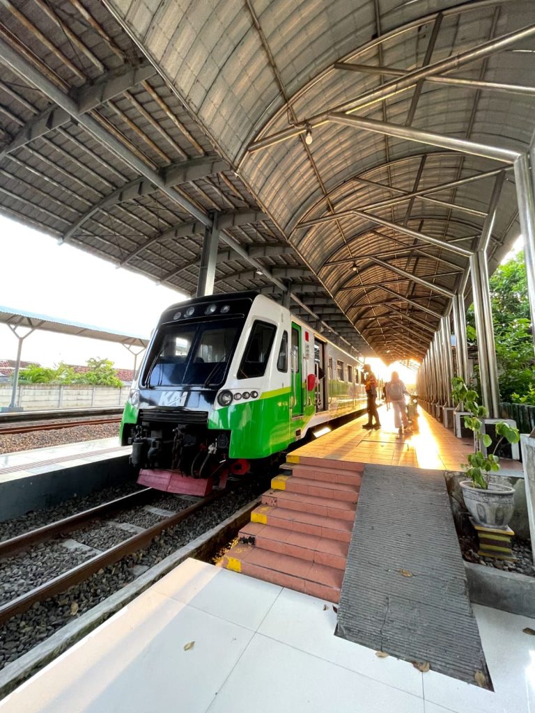 KAI Commuter Prediksi Pemudik Lokal Naik Tujuh Persen