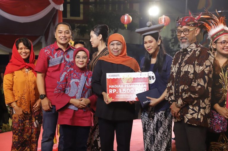 Tim KHAS Surabaya Hotel Raih Penghargaan Kategori Rujak Kreasi