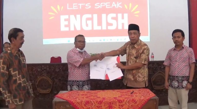 Tingkatkan Kualitas Pembelajaran, 60 Guru SMATAG Dilatih Bahasa Inggris