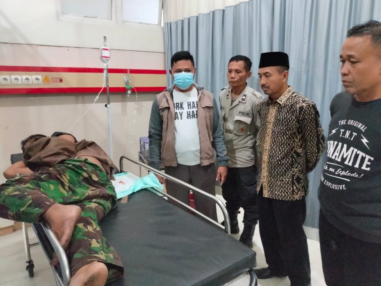 Pelaku pembacokan anak dan istri dirawat di RS Gambiran, Banyuwangi usai gagal bunuh diri.