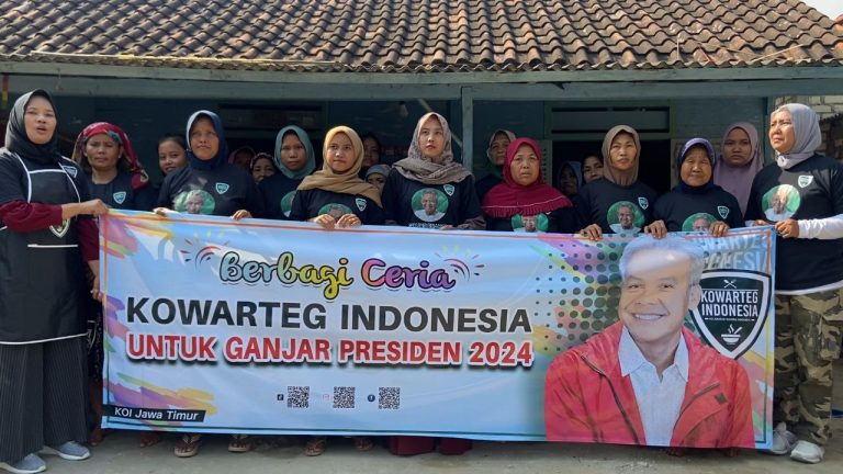 Kowarteg Dukung Ganjar Bagikan Resep Masak untuk Warga Bangilan Tuban