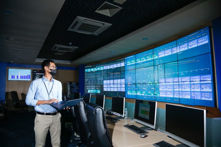 Dorong Optimalisasi Pembangkit, PLN NP Kelola 6.915 MW