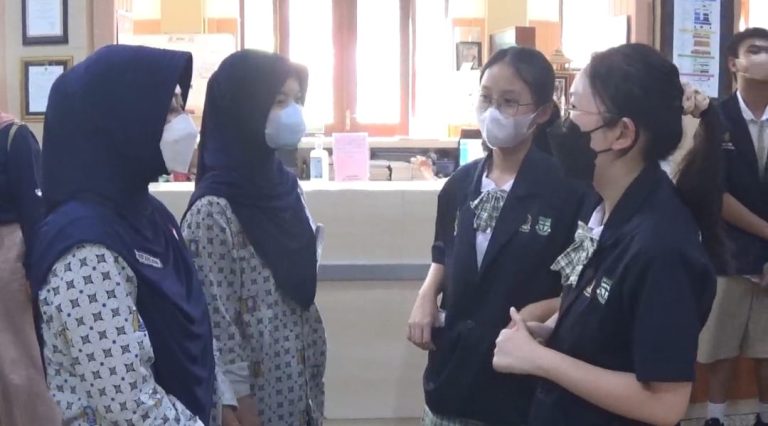 Hari Lahir Pancasila, Siswa SMP Muhammadiyah 4 Surabaya Serukan Toleransi