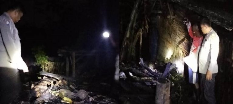 Kandang ternak kambing di Desa Kajarharjo, Kalibaru, Banyuwangi. Ludes terbakar, Senin (5/6/2023) malam. (foto/ist)