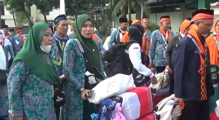 Hamil Tujuh Minggu, Jemaah Haji Asal Kediri Gagal Berangkat