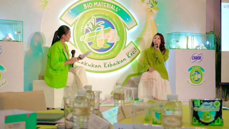 Peluncuran Charm Daun Sirih + Herbal Bio, Pembalut yang 80 Persen Bagiannya Gunakan Bio Material