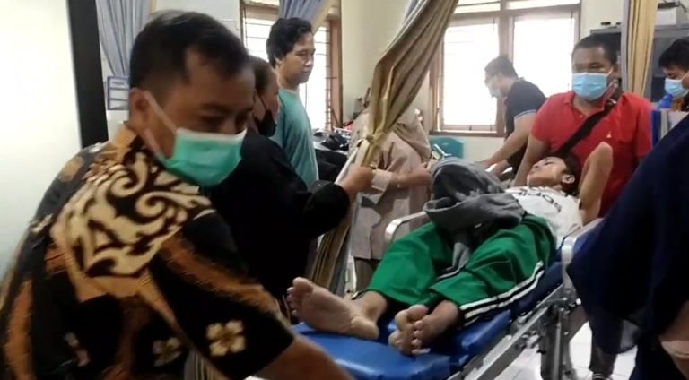 Gawat…..! Satu Kampung Keracunan Olahan Daging Kurban