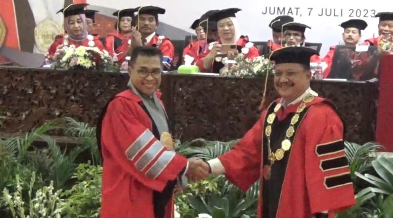 Untag Surabaya Kukuhkan Guru Besar Bidang Ilmu Akuntansi