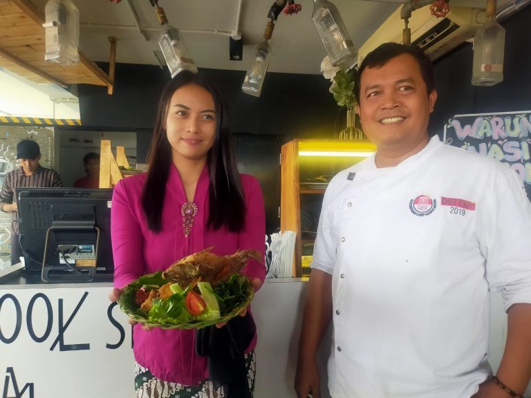 Asyiiik……, Ada Nasi Tempong Khas Banyuwangi di G Suites