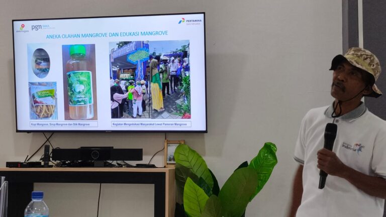 Local Hero, Perintis Lingkungan Hidup di Desa Banyuurip, Ubah Abrasi Jadi Hutan Mangrove Asri