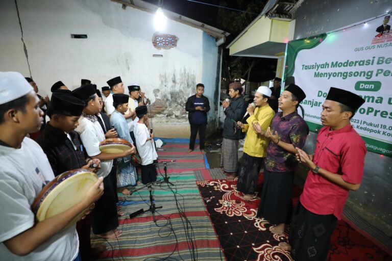 Gus Gus Ganjar Beri Tausiyah Moderasi Beragama di Probolinggo