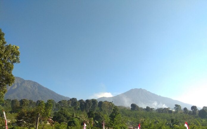 Aktivitas Gunung Ijen Banyuwangi mulai berstatus normal.
