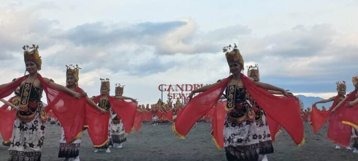 Festival Gandrung Sewu Banyuwangi.