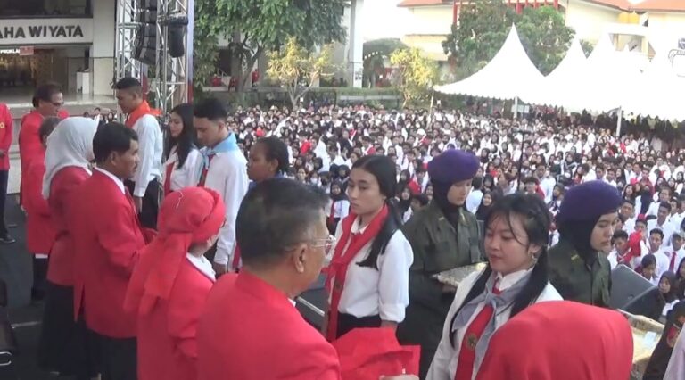 Untag Surabaya Dorong Mahasiswa Baru Jadi Penggerak Lingkungan