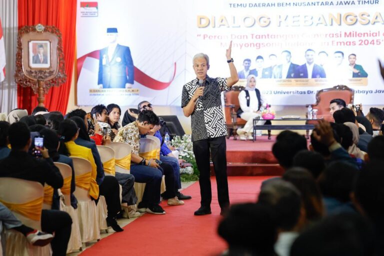 Di Depan Ratusan Mahasiswa, Ganjar Berkomitmen Bangun Industri Digital untuk Indonesia Emas