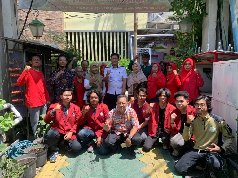 ITTelkom Terapkan Teknologi Panel Surya di Kampung Oase Ondomohen