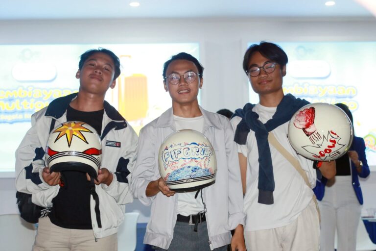 Puluhan Kuliner Nusantara dan Keseruan Helmet Art Painting di Festival Kota Lama Semarang