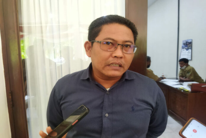 Ketua Bapemperda Banyuwangi Sofiandi Susiadi. (foto/udi)