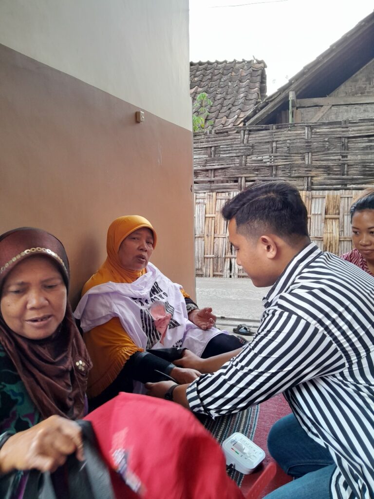 Melalui Layanan Kesehatan Gratis, Warga Rasakan Dampak Nyata Program Sopir Truk Ganjar