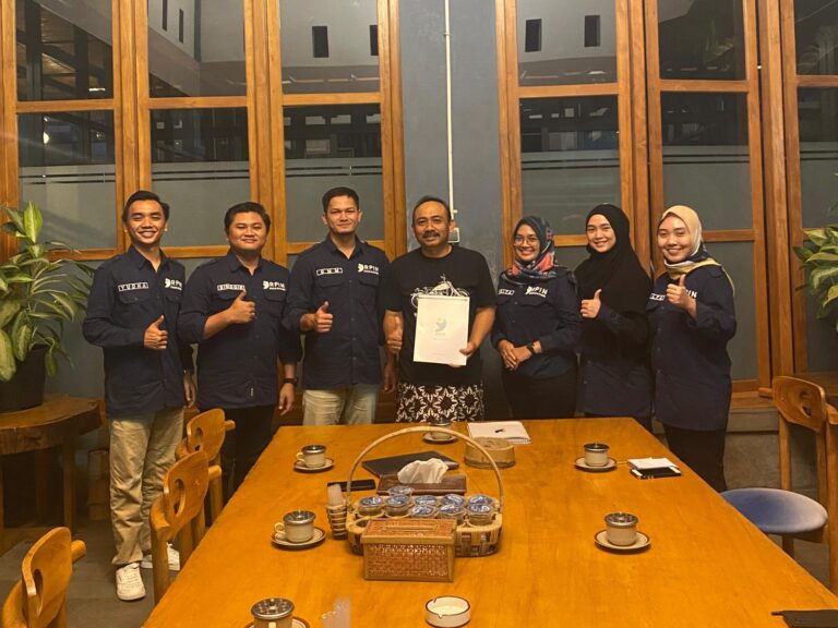 Dukung Kemajuan Daerah Berbasis Inovasi Pendidikan, RPIN Foundation Fasilitasi Pelajar Ngawi Raih Beasiswa ke Luar Negeri