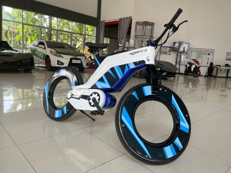 ITS Ciptakan Sepeda Listrik Tanpa Poros Ramah Lingkungan