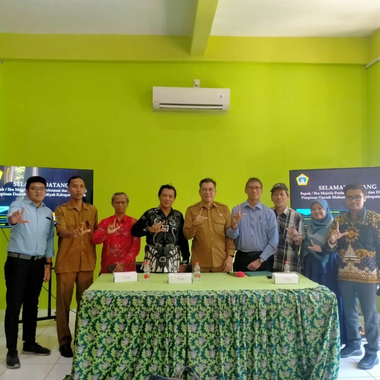Tingkatkan Literasi, Dinas Perpustakaan Gresik dan MPID Selenggarakan Lomba Menulis