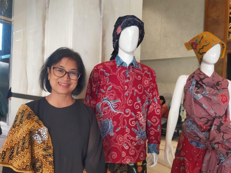 Woww…, Peringatan Hari Batik di Hotel Bintang 5 ini Sangat Meriah