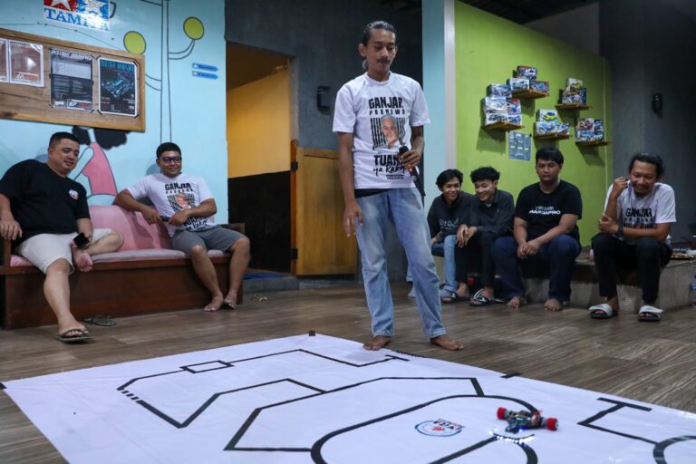 Hadapi Era Disrupsi, Ganjar Creasi Dorong Milenial Jadi Terampil di Bidang Teknologi Robotika