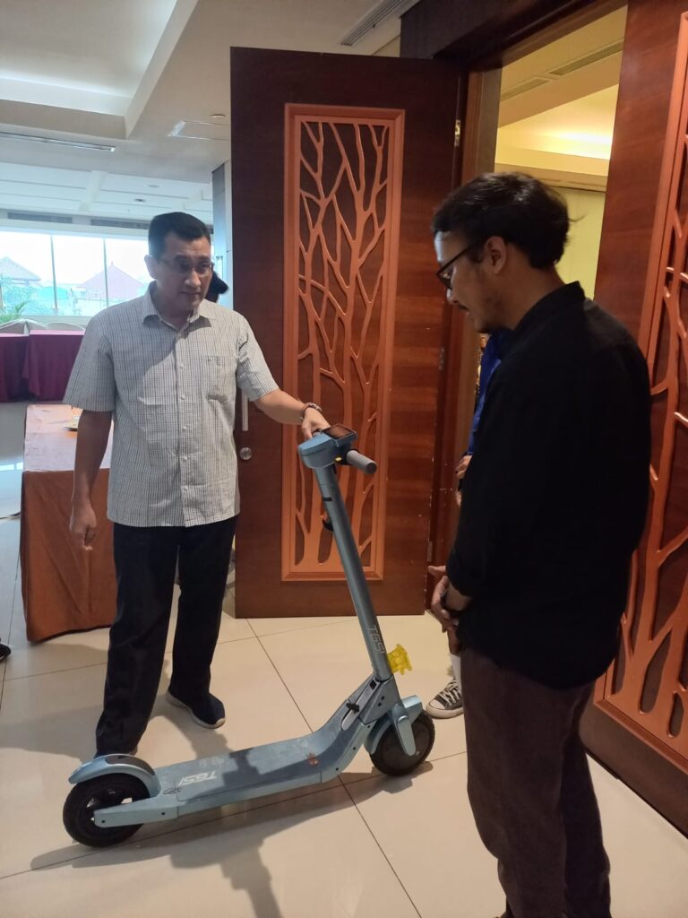 Truu Mobility, Kendaraan Mikro Elektrik Skuter dan Velomobile Karya Alumni ITS