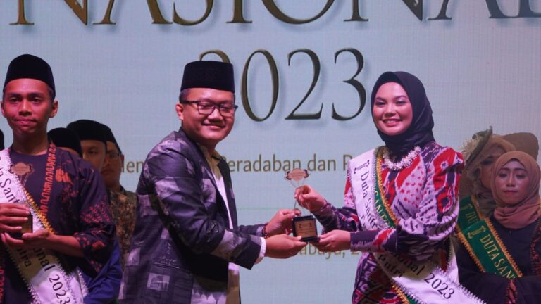 Dua Santri Jatim Terpilih Jadi Duta Santri Nasional 2023