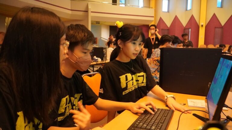 Siswa SMA Ikuti Games PCU IRGL 2023, Asah Kemampuan Logika dan Matematika