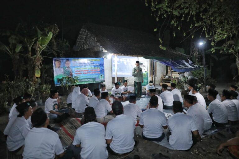 Doakan Ganjar – Mahfud Terpilih di Pemilu 2024, Kyai Muda Gelar Istigosah di Mojokerto