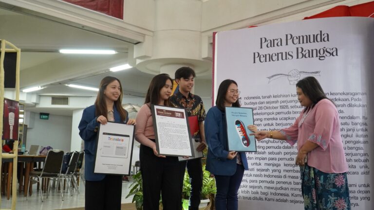 PCU Ajak Maknai Sumpah Pemuda Lewat Giant Book