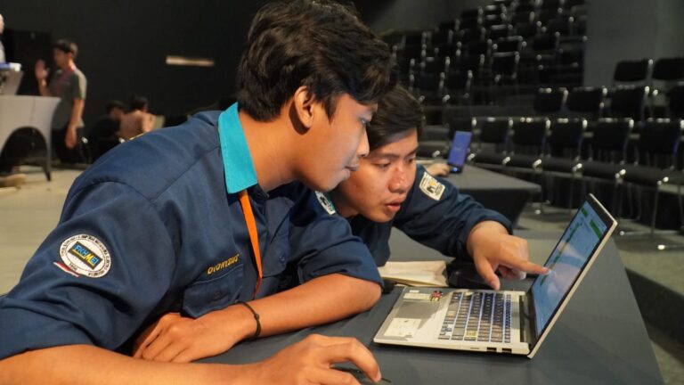 Petra Industrial Automation 2023, Ajak Kuasai Teknologi Dunia Kerja