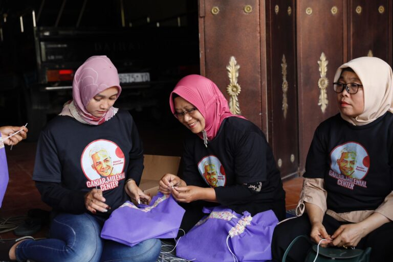 Berkat Pelatihan Menjahit Ganjar Milenial, Warga Desa di Trenggalek Punya Bekal Rintis Usaha