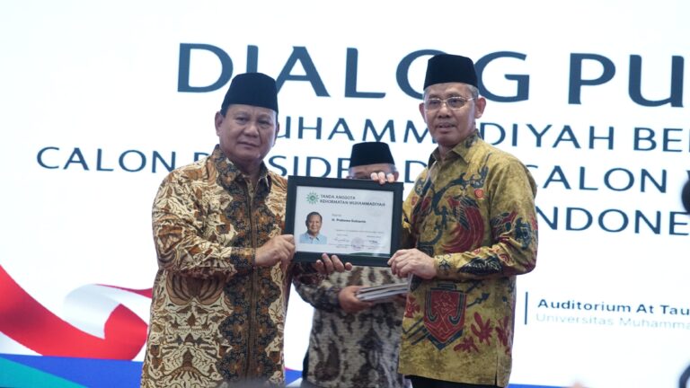 Cawapres Gibran Tak Dapat Kartu Anggota Kehormatan Muhammadiyah