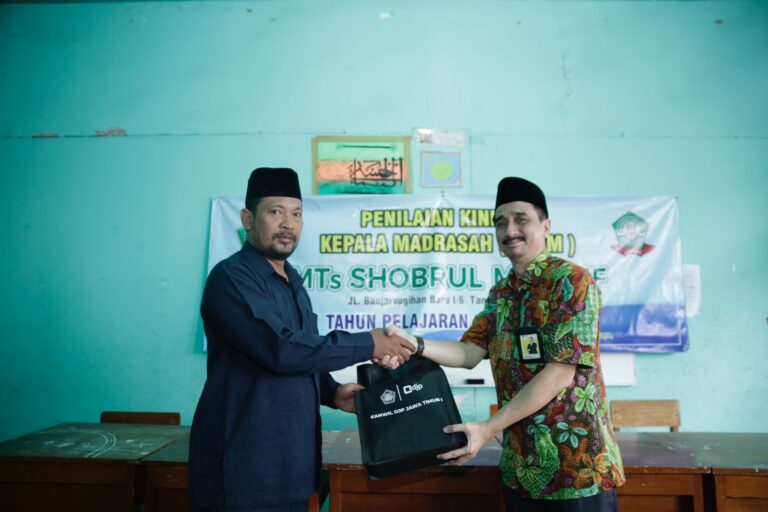 DJP Jatim I Edukasi Taat Bayar Pajak ke Pondok Pesantren