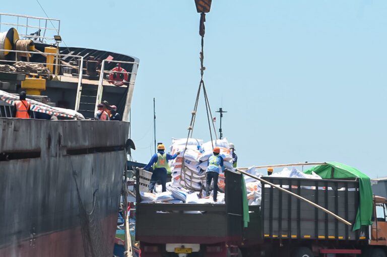 Beras Impor Kembali Masuk Banyuwangi Jelang Nataru 