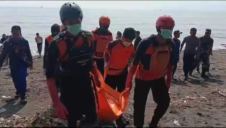 Hanyut di Sungai, Bocah di Banyuwangi Ditemukan Tewas 