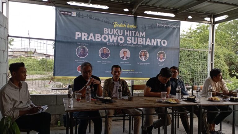 Aktivis 98 Bedah ‘Buku Hitam Prabowo Subianto’