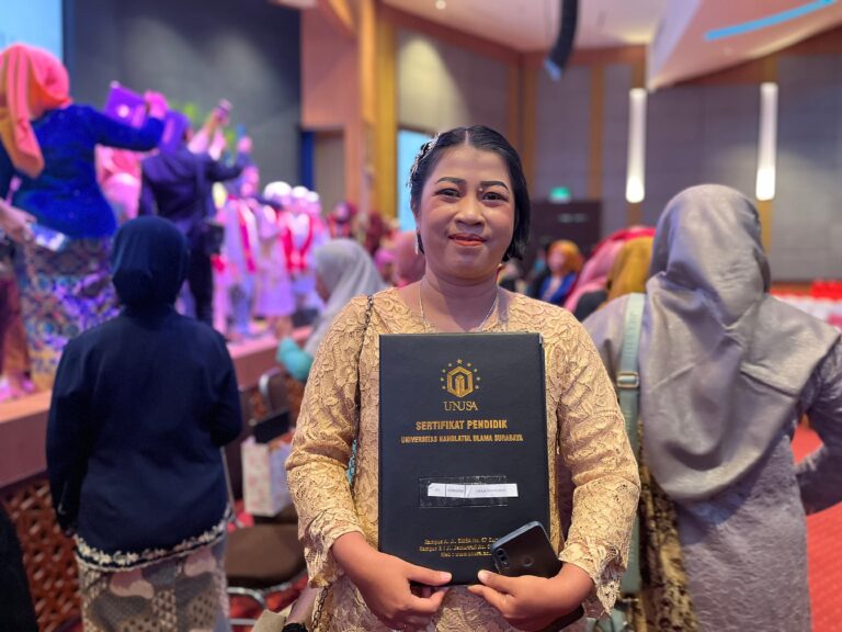 Beda Agama, Mahasiswi ini Senang Tak Alami Diskriminasi di Unusa