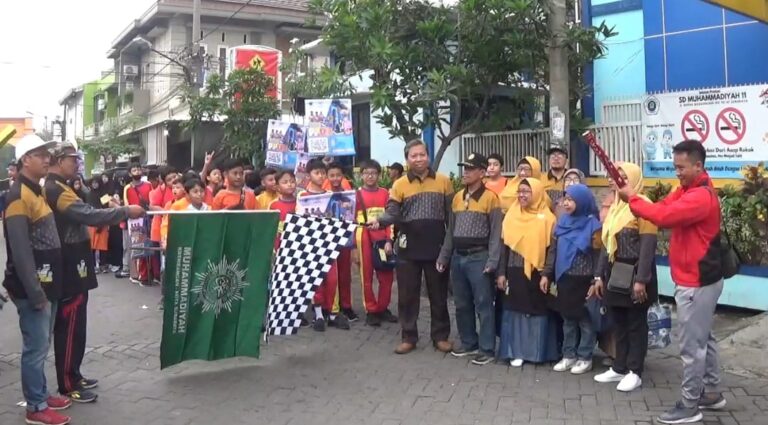 Aksi Peduli 1.500 Pelajar SD Tuntut Kebebasan Nasib Anak Palestina