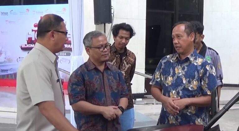 Telkom University Surabaya Resmi Gabung dengan Telkom University