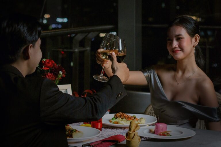 Java Paragon Hotel, Tawarkan Dinner Romantis dengan View Kota Surabaya Malam Hari