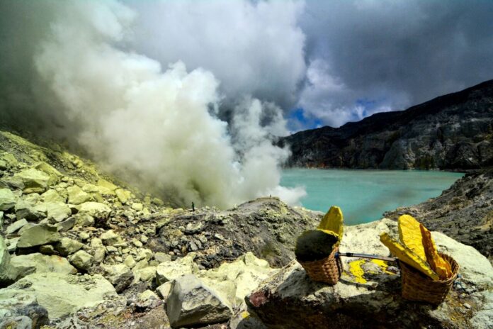Wisata Kawah Ijen Banyuwangi. (foto/ist)