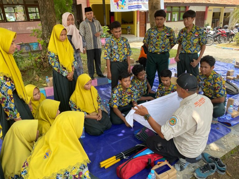 Kick Off SPAB 20 Titik Dimulai dari SMAN 1 Blega Bangkalan